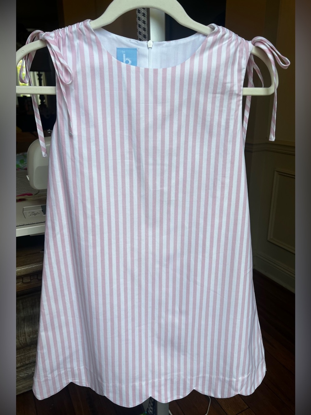 Bella Bliss Girls Pink & White Striped Scalloped Hem Dress size 10 EUC